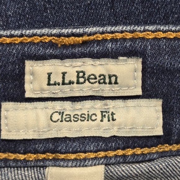 L.L. Bean Petite Women Classic Fit Dark Wash Straight Ankle Denim Jeans Size 10 - Picture 5 of 9